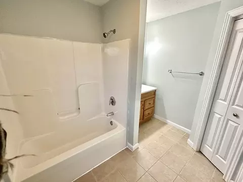 14 Enid St, Worcester, MA 01604 photo 22