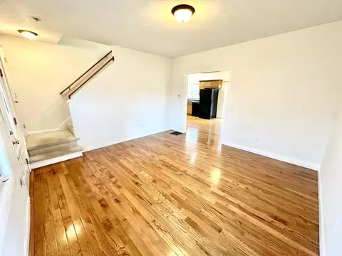 14 Enid St, Worcester, MA 01604 photo 4
