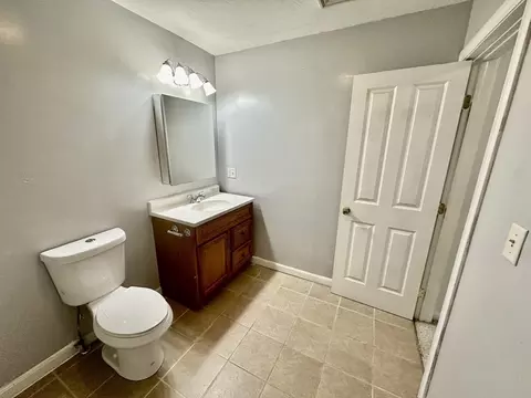 14 Enid St, Worcester, MA 01604 photo 26