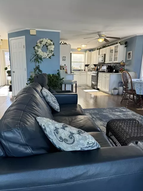 700 Shore Dr #5-501, Fall River, MA 02721 photo 6