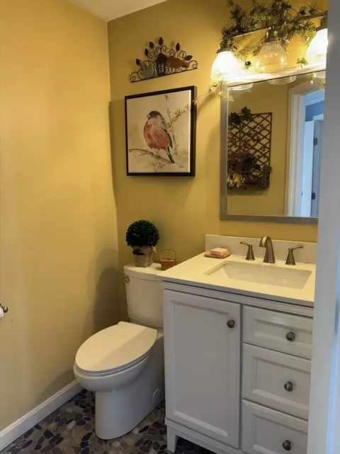 700 Shore Dr #5-501, Fall River, MA 02721 photo 12