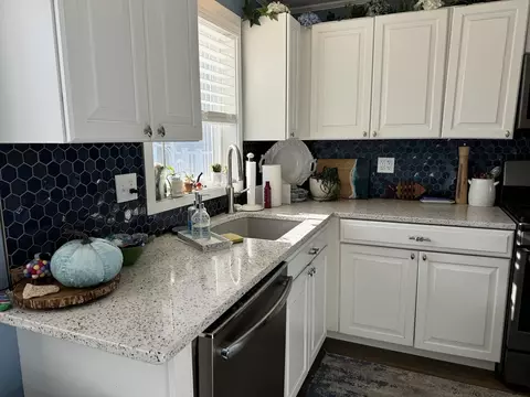 700 Shore Dr #5-501, Fall River, MA 02721 photo 10