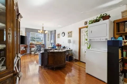 55 Paris St, Everett, MA 02149 photo 8