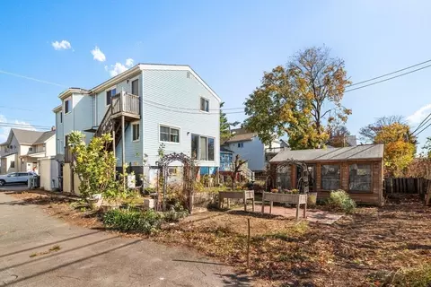 55 Paris St, Everett, MA 02149 photo 3