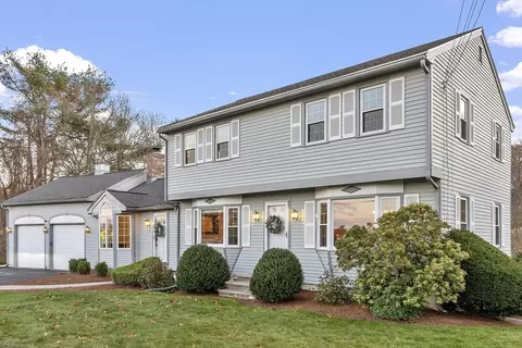 34 Graniteville Rd, Chelmsford, MA 01824