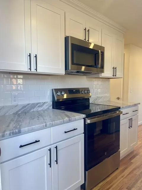 4 Gull Ln, Wareham, MA 02571 photo 4