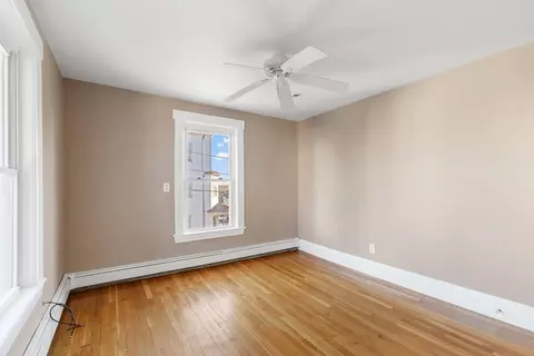 24 Taylor St #2, Gloucester, MA 01930 photo 20