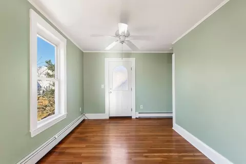 24 Taylor St #2, Gloucester, MA 01930 photo 15