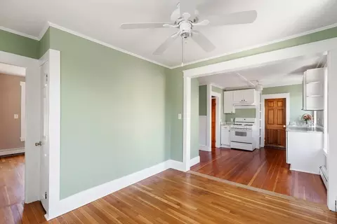 24 Taylor St #2, Gloucester, MA 01930 photo 14