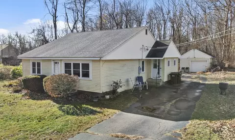 7 Wendover Rd, Holden, MA 01520