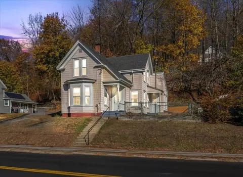 184 Groveland St, Haverhill, MA 01830