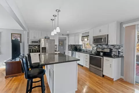 103 Maple St, Spencer, MA 01562 photo 5