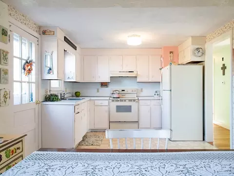 107 Atwell Cir, Marshfield, MA 02050 photo 10