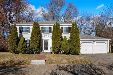 721 Worcester St, Wellesley, MA 02481