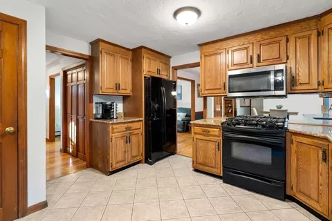 83 Cedar, Walpole, MA 02081 photo 9