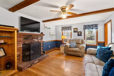 83 Cedar, Walpole, MA 02081 photo 3