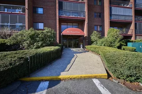 Other - 2 Summit Dr #34, Reading, MA 01867 photo 3 of 3