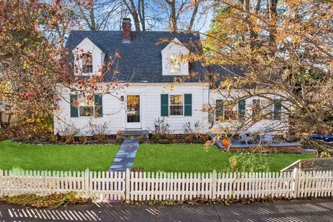 21 Ridge Ave, Newton, MA 02459