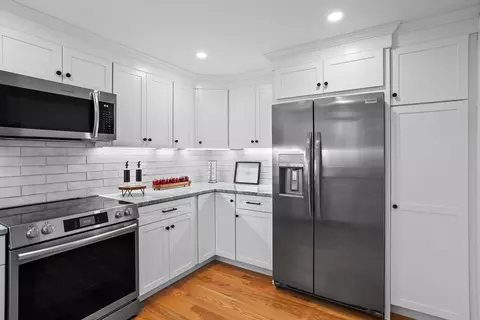 Kitchen - 152 Willow St, Acton, MA 01720 photo 5 of 5