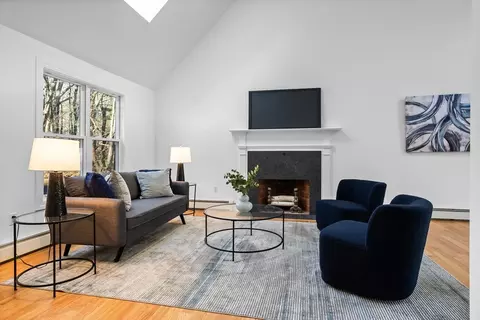 Living - 152 Willow St, Acton, MA 01720 photo 1 of 3