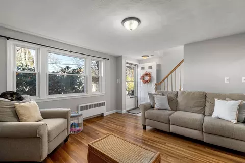 15 James St, Waltham, MA 02451