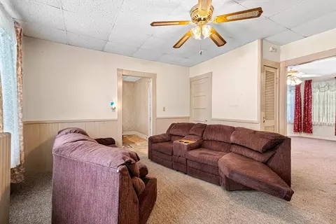 210 Tecumseh St, Fall River, MA 02721 photo 22