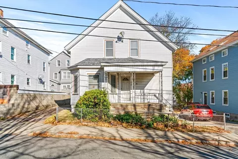 210 Tecumseh St, Fall River, MA 02721