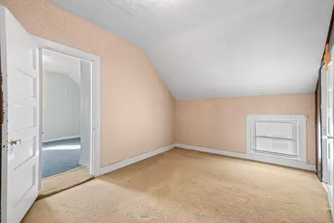 210 Tecumseh St, Fall River, MA 02721 photo 14