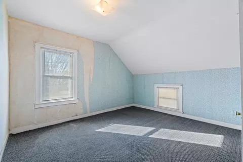 210 Tecumseh St, Fall River, MA 02721 photo 16