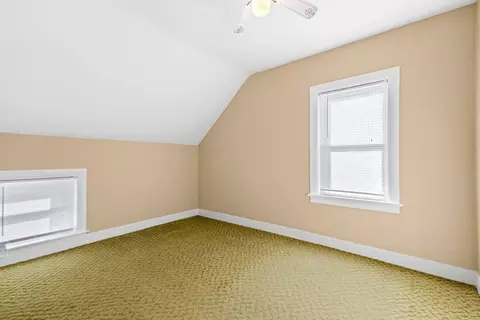 210 Tecumseh St, Fall River, MA 02721 photo 18