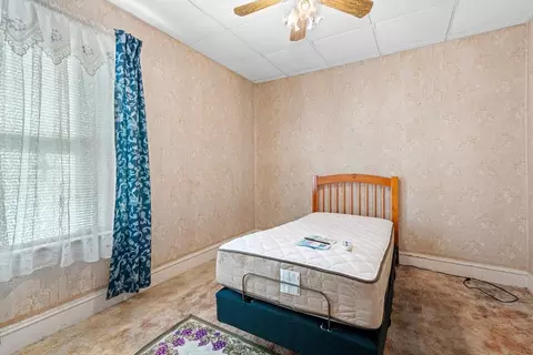 210 Tecumseh St, Fall River, MA 02721 photo 20