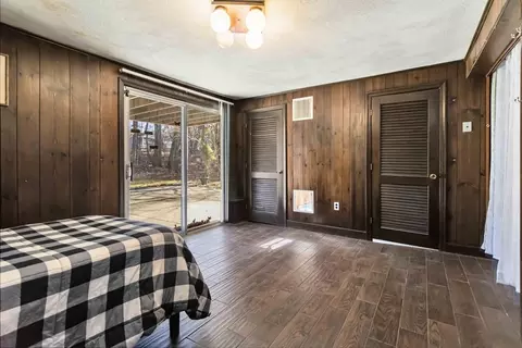 Bedroom - 86 Spruce Rd, Reading, MA 01867 photo 2 of 5