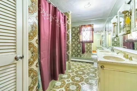 Bath - 86 Spruce Rd, Reading, MA 01867 photo 1 of 2