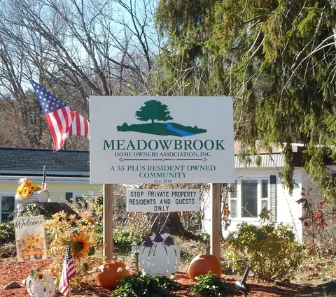 2 Drew Cir, Hudson, MA 01749