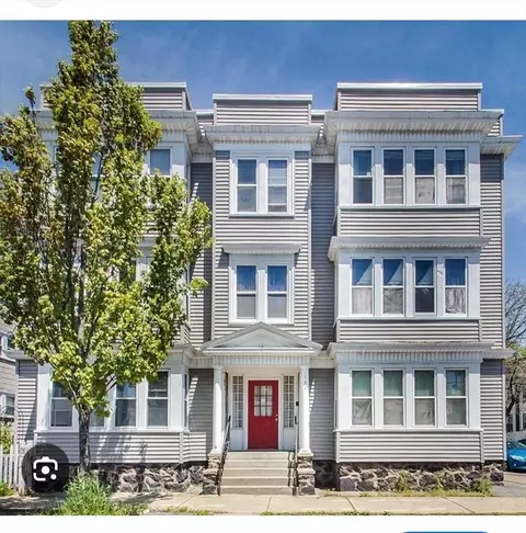 121 Johnson St #1L, Lynn, MA 01902