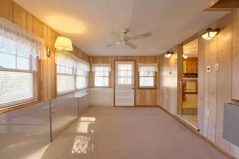 22 Chapin St, Easthampton, MA 01027 photo 7