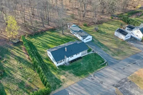 22 Chapin St, Easthampton, MA 01027 photo 41