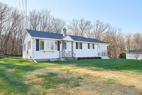 22 Chapin St, Easthampton, MA 01027 photo 34