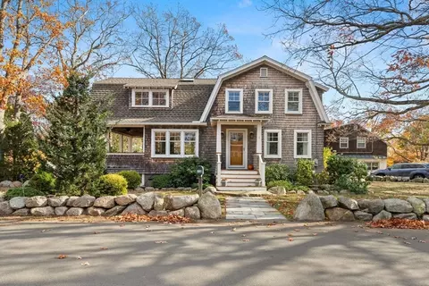 110 Phillips Ave, Rockport, MA 01966