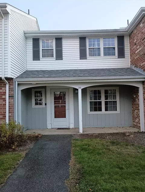 50 Meadow St #35, Amherst, MA 01002