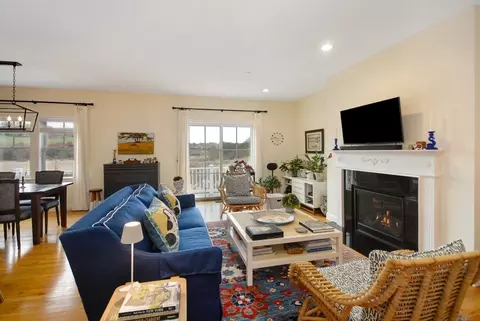 22 Blacksmith Row # B, Groton, MA 01450 photo 7