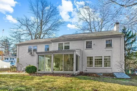 40 Radcliffe, Wellesley, MA 02482 photo 17