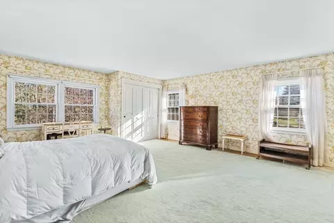 40 Radcliffe, Wellesley, MA 02482 photo 22