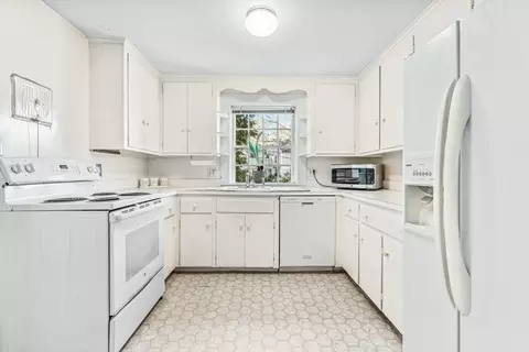 40 Radcliffe, Wellesley, MA 02482 photo 13