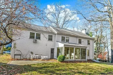 40 Radcliffe, Wellesley, MA 02482 photo 18