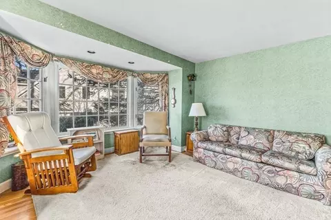 40 Radcliffe, Wellesley, MA 02482 photo 9