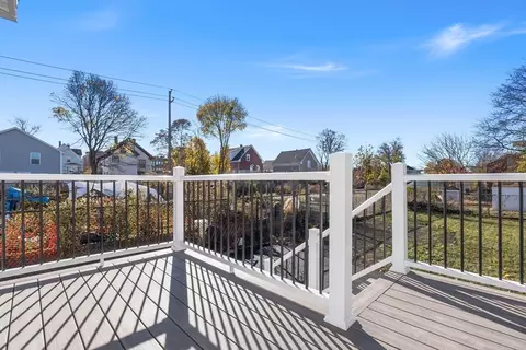 2 Murray St, Lynn, MA 01905 photo 27