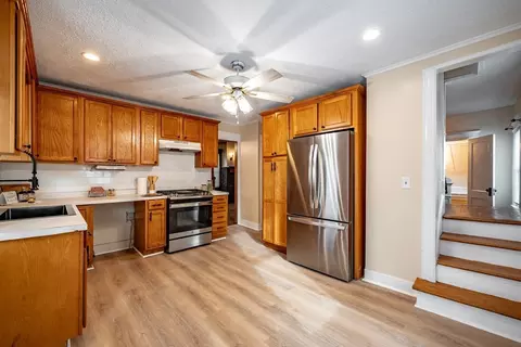 60 Sylvan St, Springfield, MA 01108 photo 18