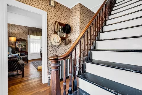 74 Main St, Upton, MA 01568 photo 4