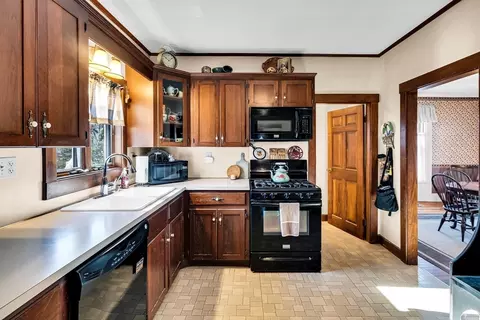 74 Main St, Upton, MA 01568 photo 12